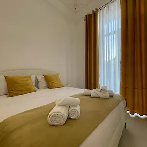 https://cutelli-gold.sicilyhotelsitaly.net